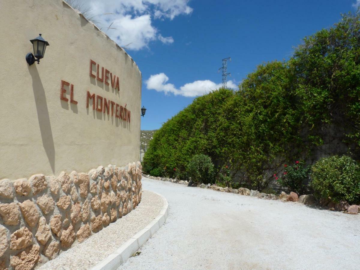 Cueva El Monteron Villa Cullar de Baza Ngoại thất bức ảnh